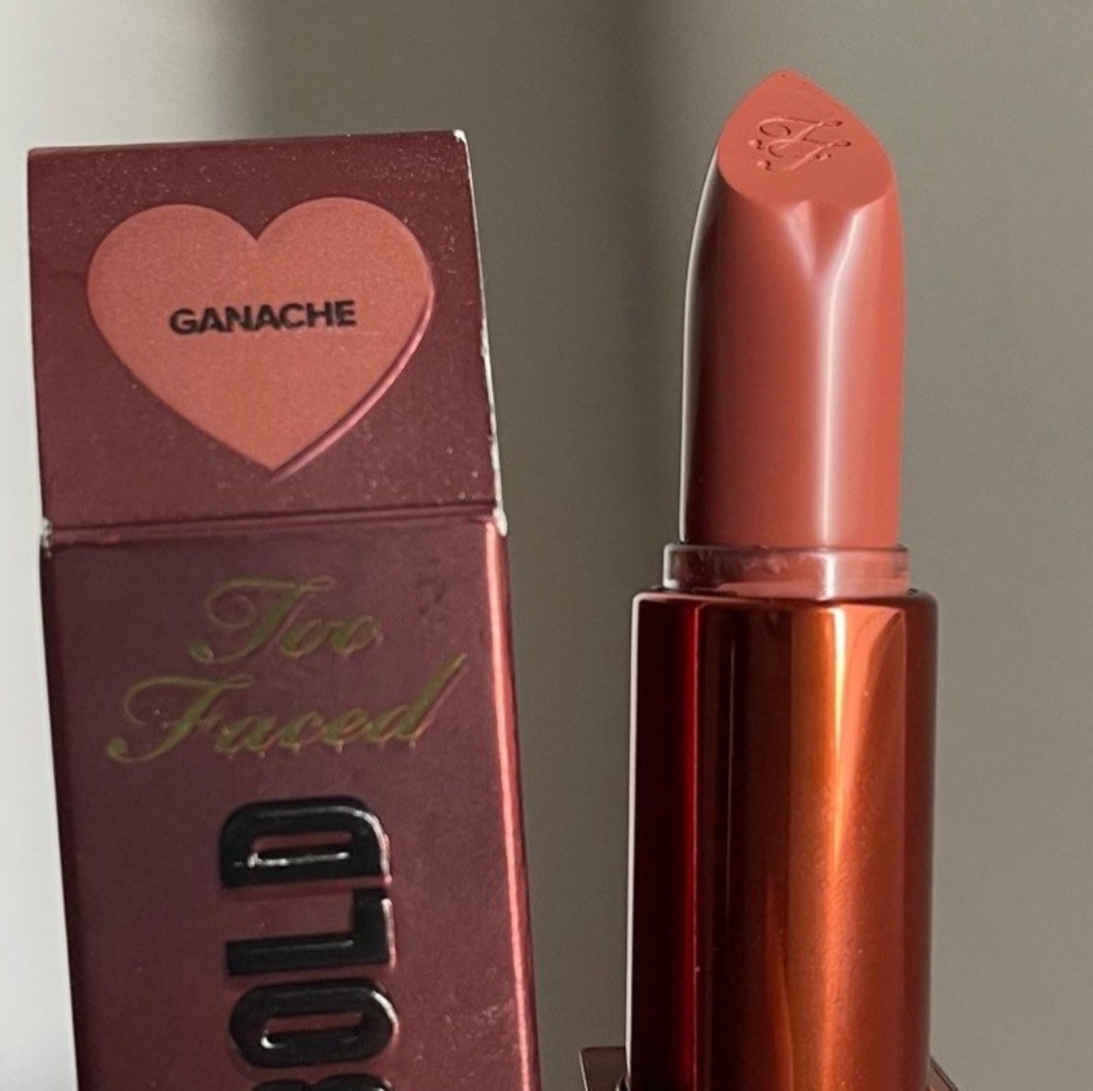 🧚♀️GANACHE Too Faced Cocoa Bold Chocolate Lipstick NWT - Picture 1 of 5